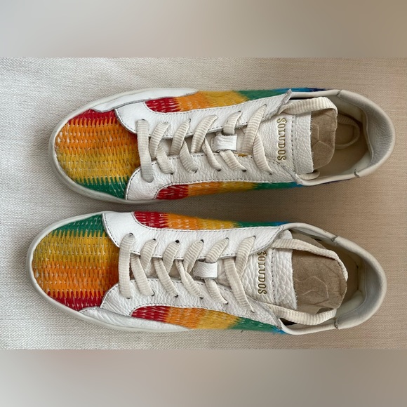 SOLUDOS Rainbow Shoes - Picture 6 of 7